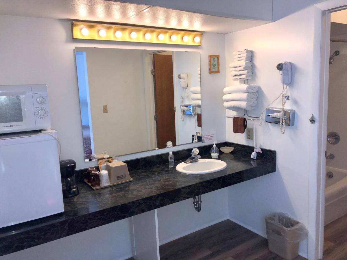 Budget Host Inn Ironwood Zewnętrze zdjęcie