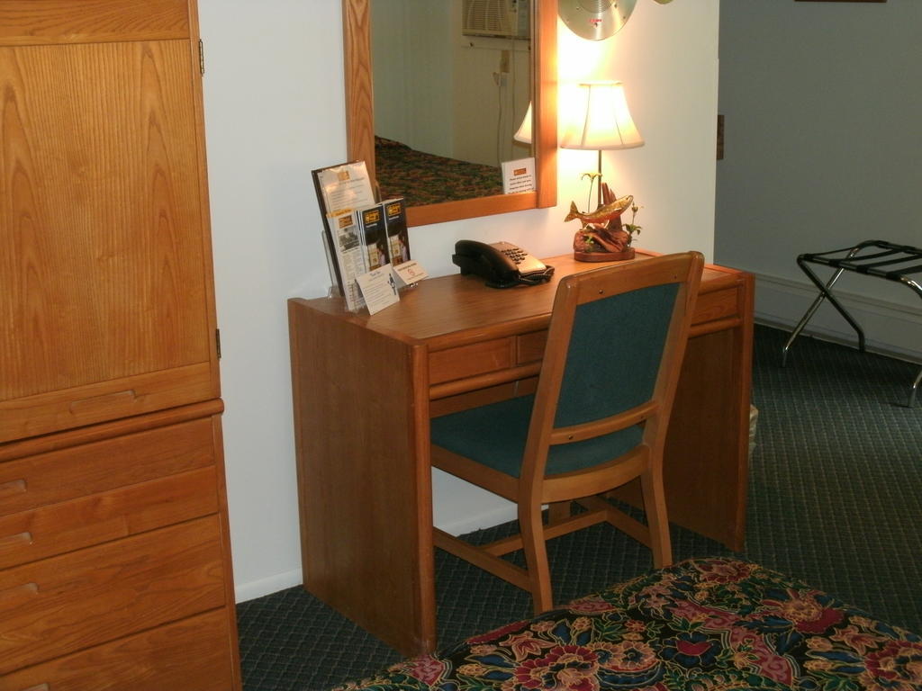 Budget Host Inn Ironwood Zewnętrze zdjęcie