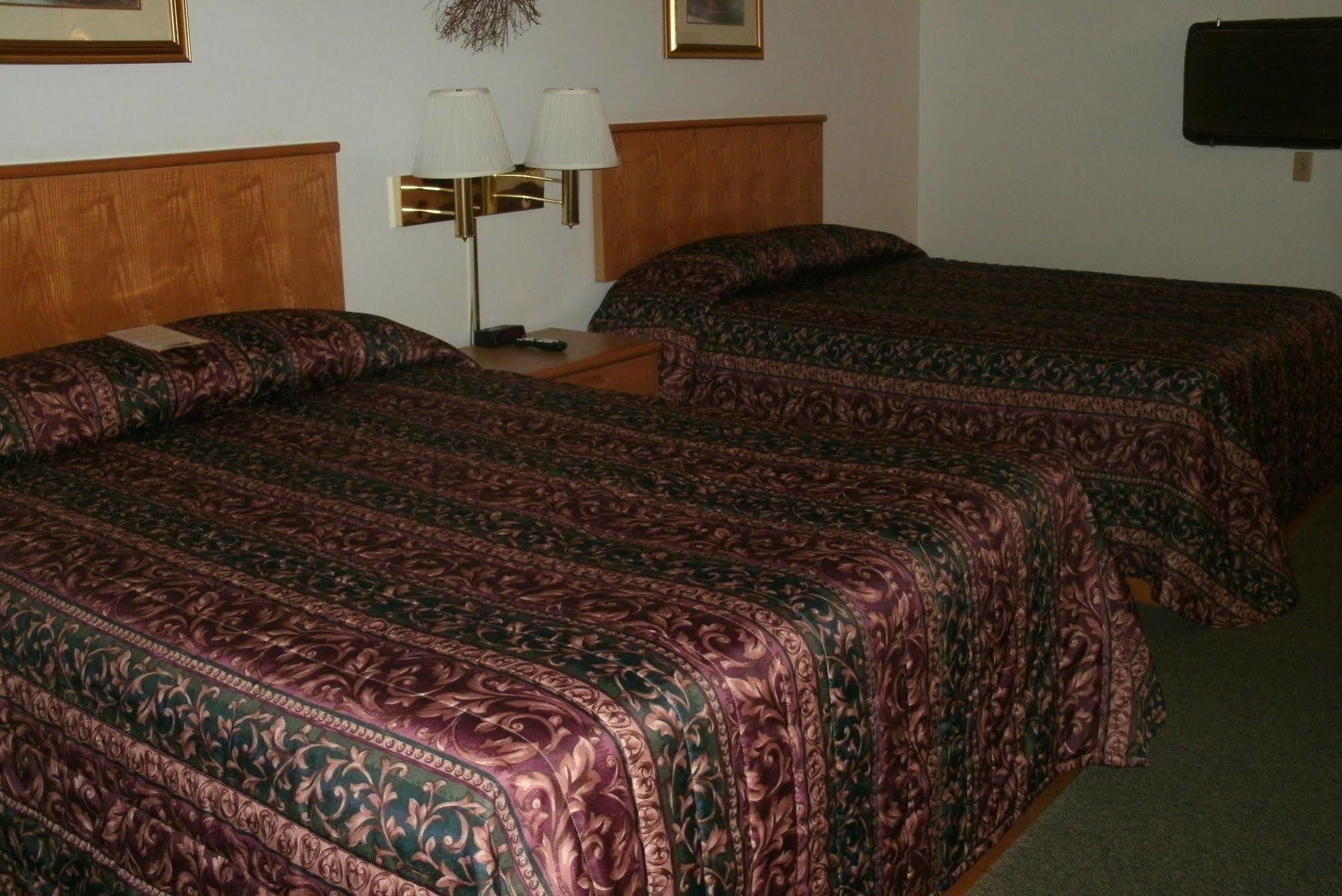 Budget Host Inn Ironwood Zewnętrze zdjęcie