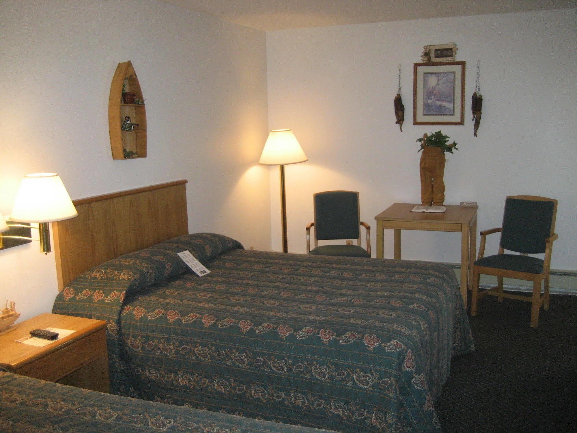 Budget Host Inn Ironwood Zewnętrze zdjęcie
