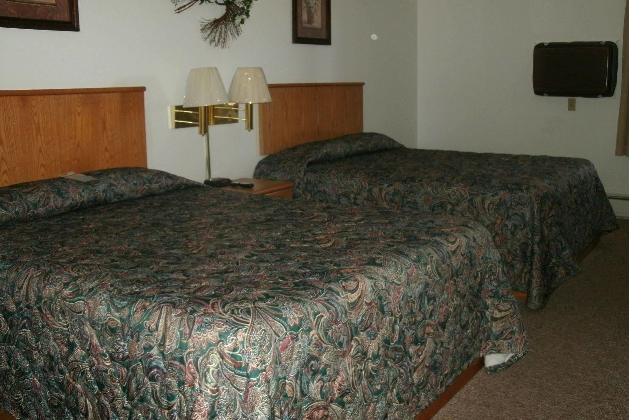 Budget Host Inn Ironwood Zewnętrze zdjęcie