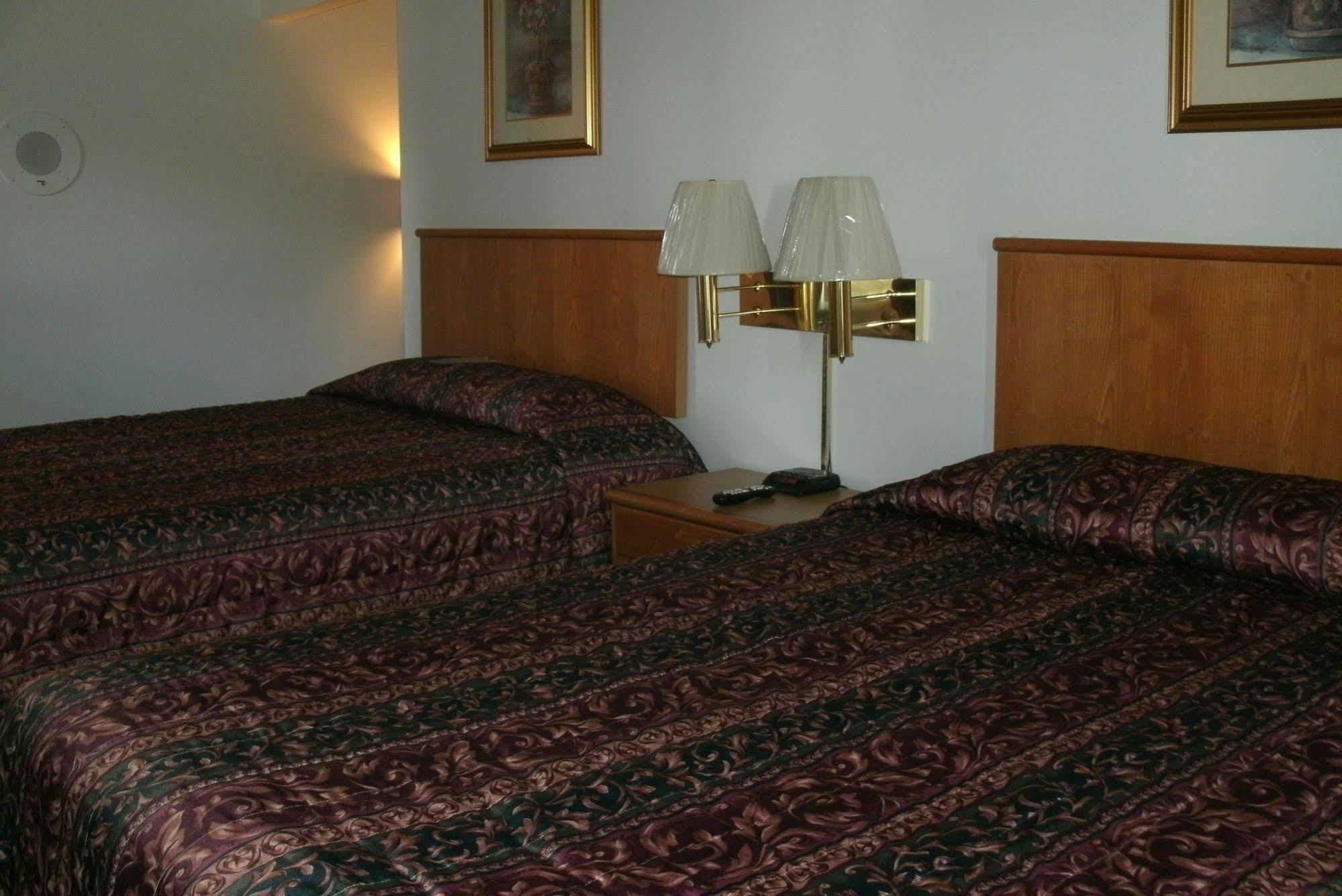 Budget Host Inn Ironwood Zewnętrze zdjęcie