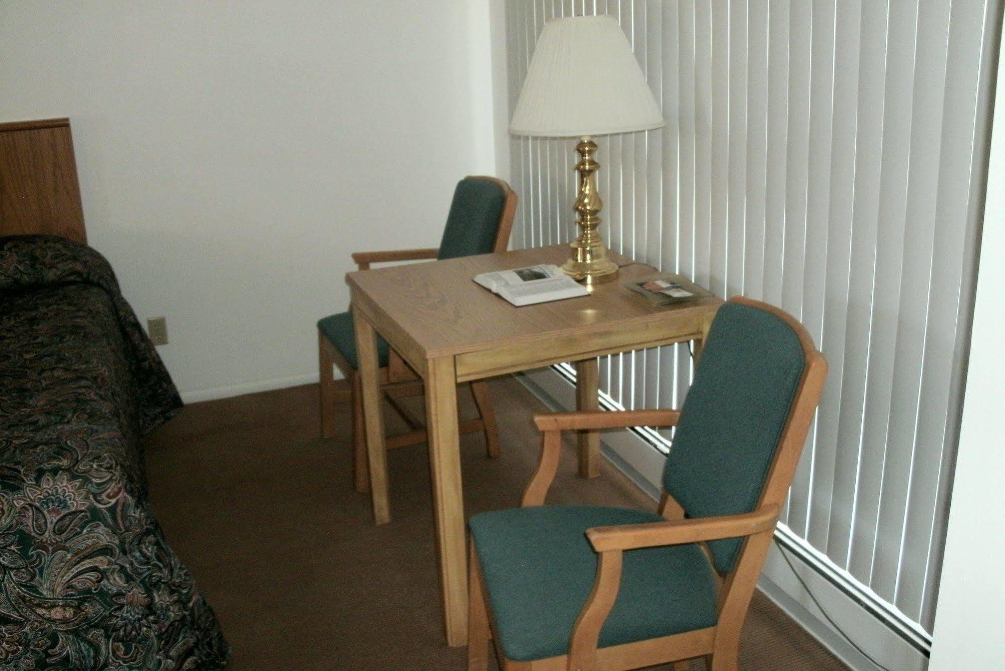 Budget Host Inn Ironwood Zewnętrze zdjęcie
