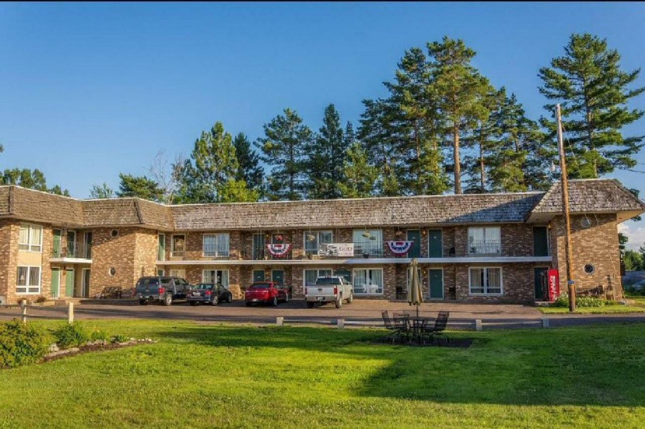 Budget Host Inn Ironwood Zewnętrze zdjęcie